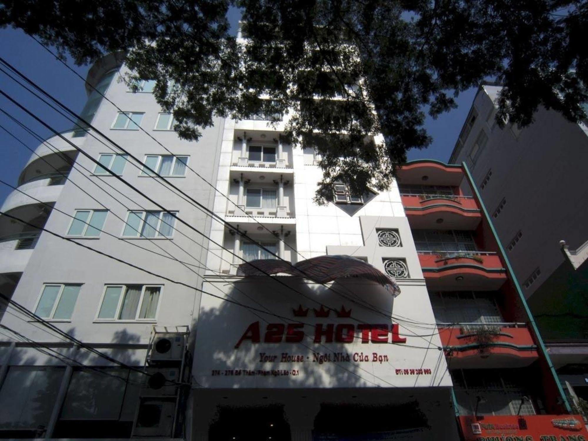 A25 Hotel - 274 De Tham Ho Chi Minh-staden Exteriör bild
